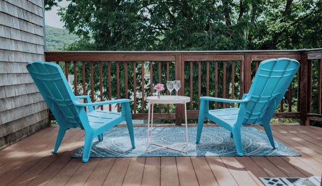Private 3rd Floor of Beautiful Historic Home with Balcony - Walk to Mass MoCa
