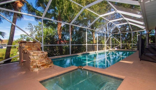 Private 4/3 Beach Getaway; Heated Pool & Spa!