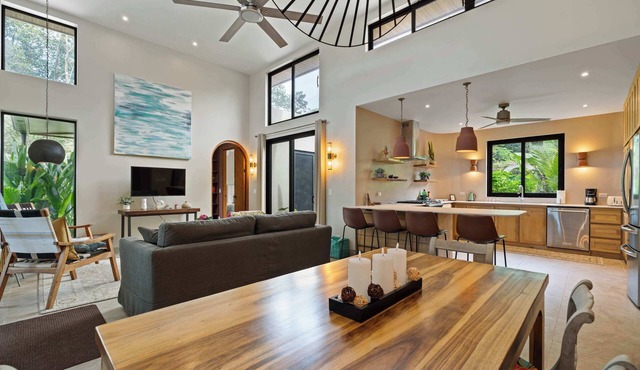 Private 4BR Oasis + Pool – Near Playa Grande Beach