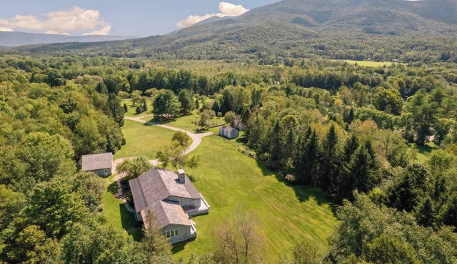 Private 7-BR Retreat on 12 Acres w/Mountain Views