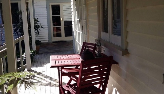 Private and Peaceful Kingfisher Paradise Cottage