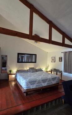 Private Apt, AC, Jacuzzi, parking Centro