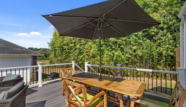 Private Beach House Retreat near Newport