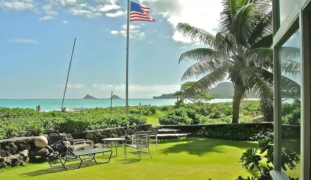 PRIVATE BEACHFRONT RENTAL