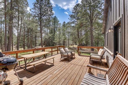 Private Black Hills Home w/Corral: Horses Welcome