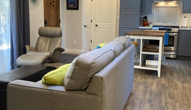 Private, Clean and Spacious Guesthouse