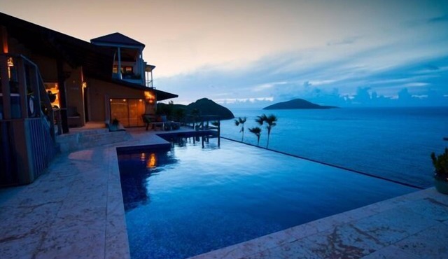 Private cliffside retreat full of magic. 9 bedrooms, 21 beds - infinity pool.