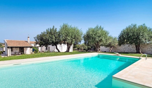 Private countryside villa with private pool