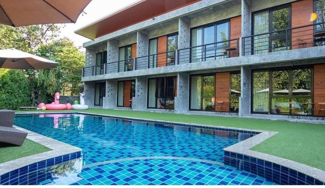 Private Cozy Loft Style Villa with Pool near Chaing Mai Center