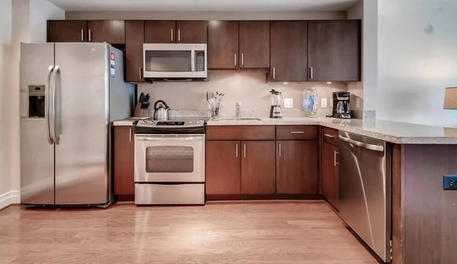 Private DC 1BR | Full Kitchen | Washer/D | by GLS