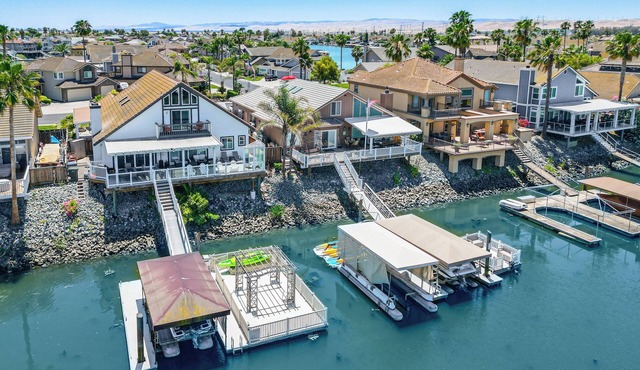 Private Dock: Discovery Bay Vacation Rental!