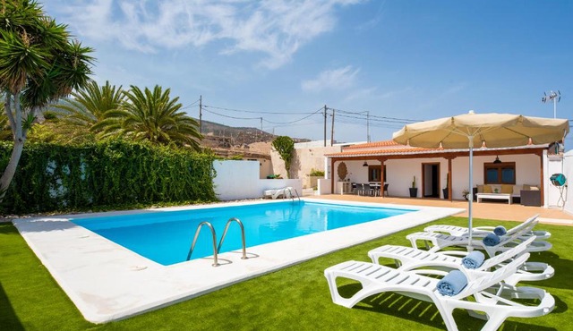 Private finca - Pool - Orchard - Wood-fired oven