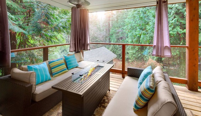 Private Forest & Creek Setting with Outdoor Fire Table