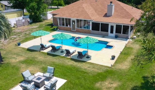Private Heated Pool|Boat Dock|Pet Friendly|Fenced Yard |Sun Room|Minutes to Beaches & NAS Pensacola