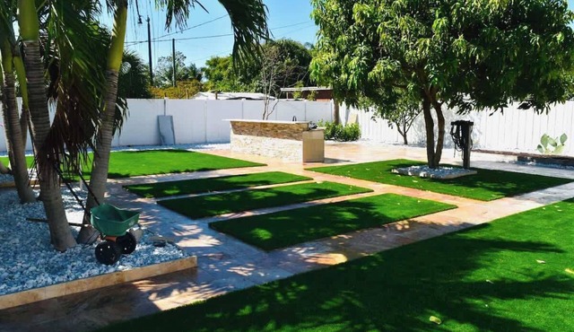 Private House 3BR/2B | Near Beach | Large Yard