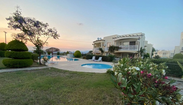 Private House with Pool and Garden in Mugla