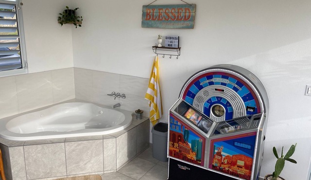 Private Jacuzzi! Start or finish your day refreshed in your own private Jacuzzi!