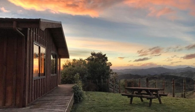 Private Lodge adjoining Ruahine Forest Park