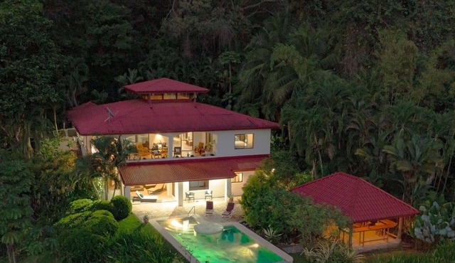 Private Luxury 6 Bdrm Estate Near Dominical/Manuel Antonio Best Ocean/Beach View