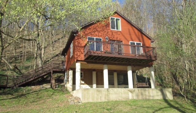 Private Luxury River Cabin on the Bank of the Shenandoah River