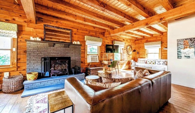 Private, Modern, Pet-Friendly Log Cabin Getaway on 6 Acres,
