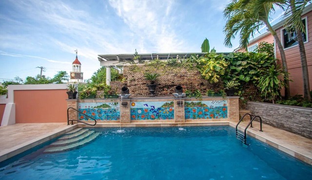 Private Modern Suite Nestled in the Heart of Historic St. Croix