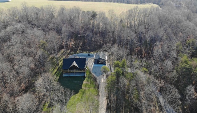 Private Nolin Lake Home with FirePit, Ice Maker, Arcade & Electronic Game Table.