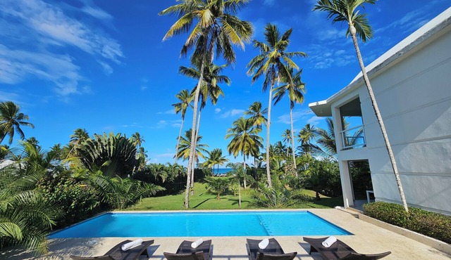 Private Ocean Side 5 Bedroom Villa w/AC in Las Canas, Gaspar Hernandez!