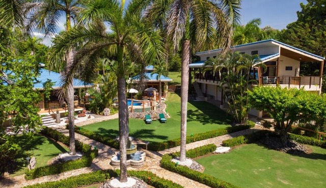 PRIVATE Ocean Estate Tango Mar Resort Tambor 3 dwellings 15 people