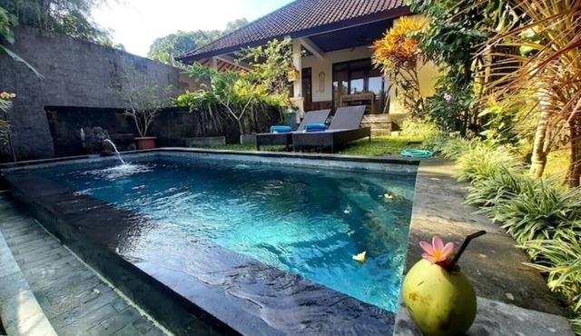 Private One BD with Pool Overlooking to Rice Fields By Hidden Point Villa