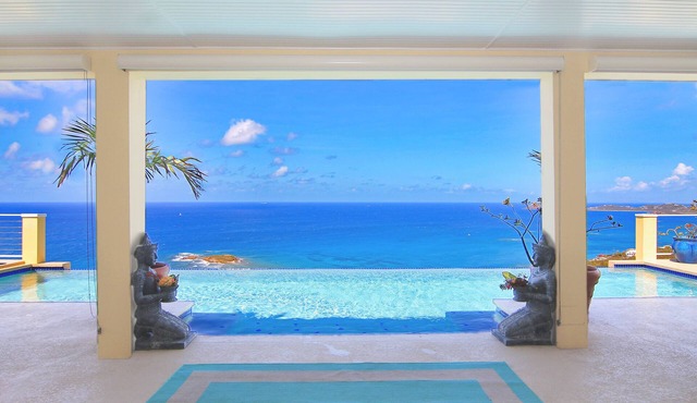 Private Paradise! One level, panoramic views from every room!