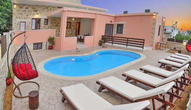 Private pool ★ 10 + sleeps ★ 5min to Falasarna Beach