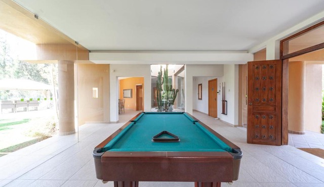 Private pool and Jacuzzi by GalanteVasques