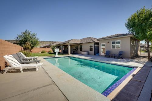 Private Pool, Mtn Views! Hurricane Group Getaway