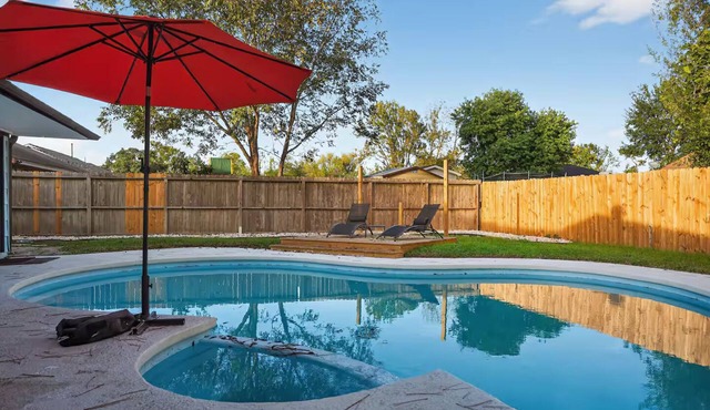 Private Pool-Paradise - 5BR- Close to Everything!