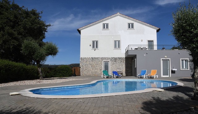 Private Pool - spacious, light and airy holiday villa
