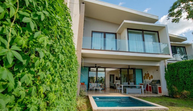 Private Pool Townhouse with Partial Ocean View - Aromo - Reserva Conchal