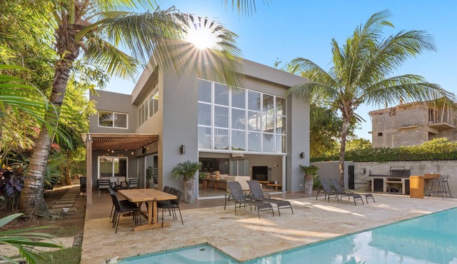 Private Pool Villa at Encuentro Surf Break