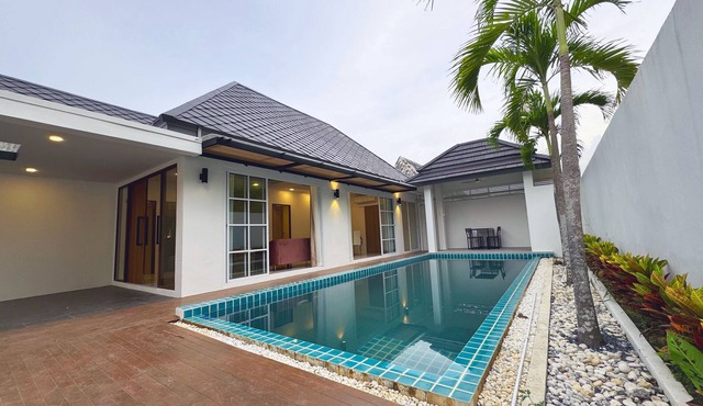 Private Pool Villa - 2 Bedroom with garage in gated community
