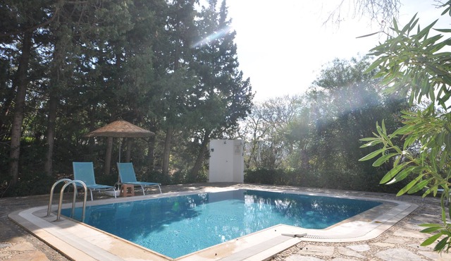 Private Pool Villa Begonvil 2+1