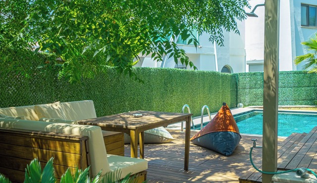 Private Pool Villa Capella