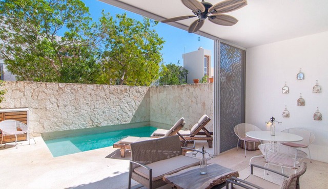 Private Pool Villa with Sunny Terrace 2BR 6PAX at La Veleta- Tulum Town