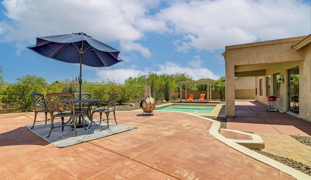 Private Pool + Yard: Gold Canyon Getaway!