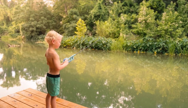 Private River Access Pool + Hot Tub Sleeps 24+
