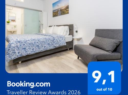 Private room #1 with King bed, ground floor, AC, only 2min to RAB, no kitchen