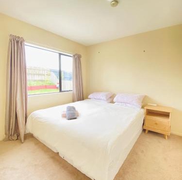 Private Room in West Auckland