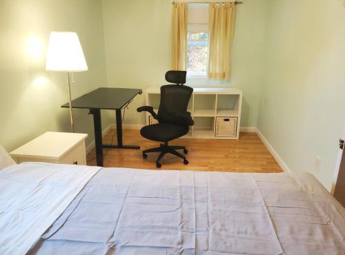 Private Room with Queen Bed and Work Station