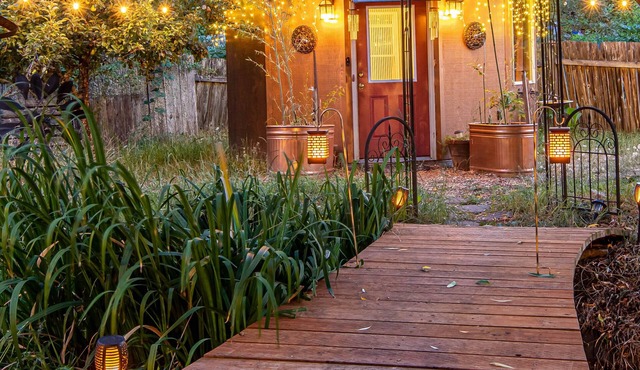 ☯ Private Roundhouse … Enchanting! (Not in a Box!)