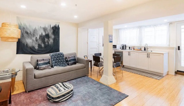 Private Spacious Modern Potrero Garden Oasis Suite