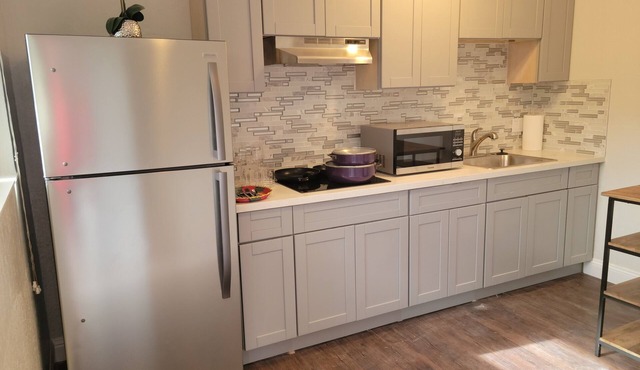Private Studio Apartment located in quite neighborhood